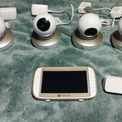 Motorola Baby Monitor 4 Cameras