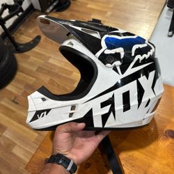 Fox V1 Helmet 