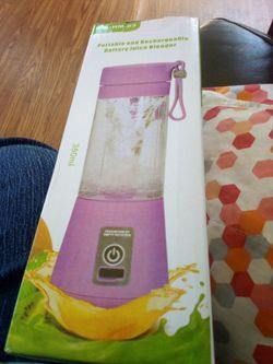 Re-- chargeable carry with you blender