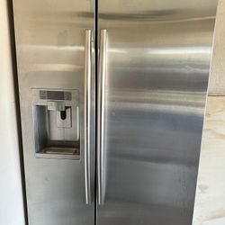 Samsung Refrigerator 