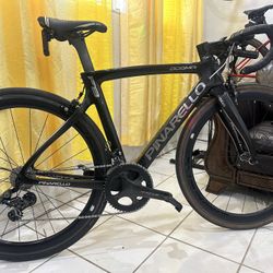 Pinarello Dogma F8 (Authentic ) Full Carbon Road Bike 🇮🇹 