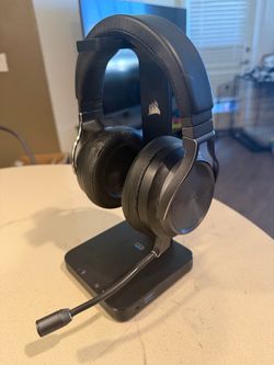 Corsair Virtuoso XT Headset and Stand (RGB)
