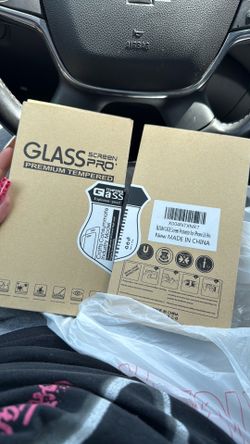 iPhone 16 pro screen protector
