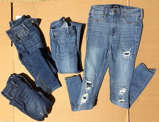 4  Hollister Jeans 24/26
