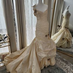 Ines Di Santo Sample