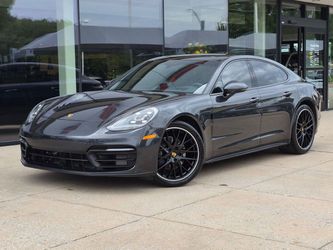 2022 Porsche Panamera