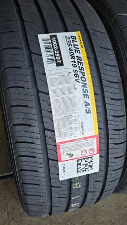235-40-19 Dunlop