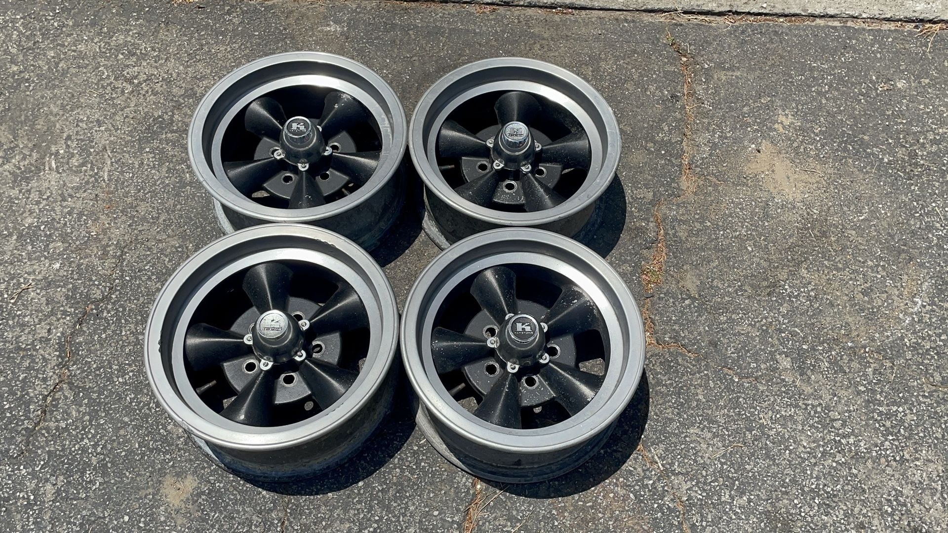 15-inch Keystone Torque Thrust Style Rims with Caps 5 on 4.5