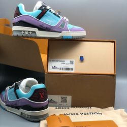 louis sneaker many more colors available