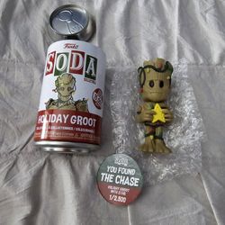 Holiday Groot with star soda chase