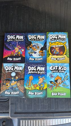Dog Man by Dave Pilkey Book Set