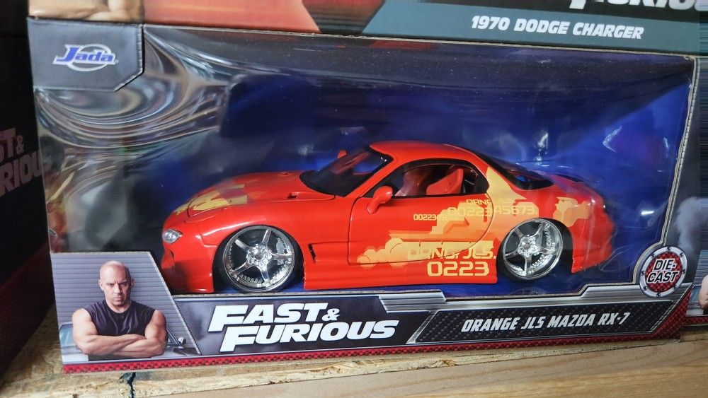 1/24 SCALE DIECAST METAL / COLLECTIBLE