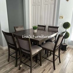 Dining Table With Six Matching Chairs 