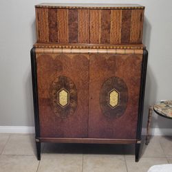 1920s Robert W Irwin Bedroom Set