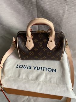 Louis Vuitton Monogram Speedy 20 Bag