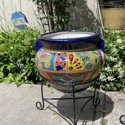 SALE OF MOTHERS DAY TALAVERA POTS 11”x10”$29 Each (stand Not Included)