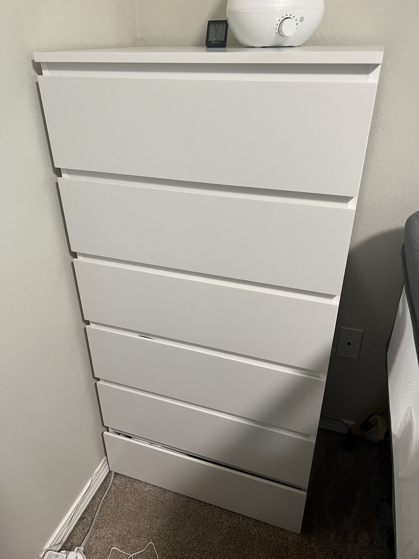 2 6 Drawers Dressers 