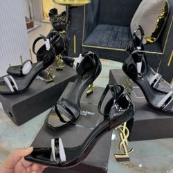 YSL Heels 👉 Black & gold Logo