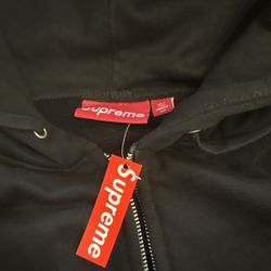 Big logo supreme zip up