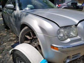 CHRYSLER 300 PARTS