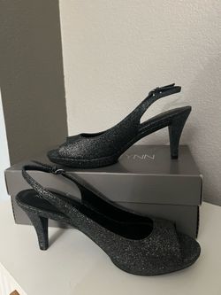 brand new aubrey lynn  black glitter heels size 8