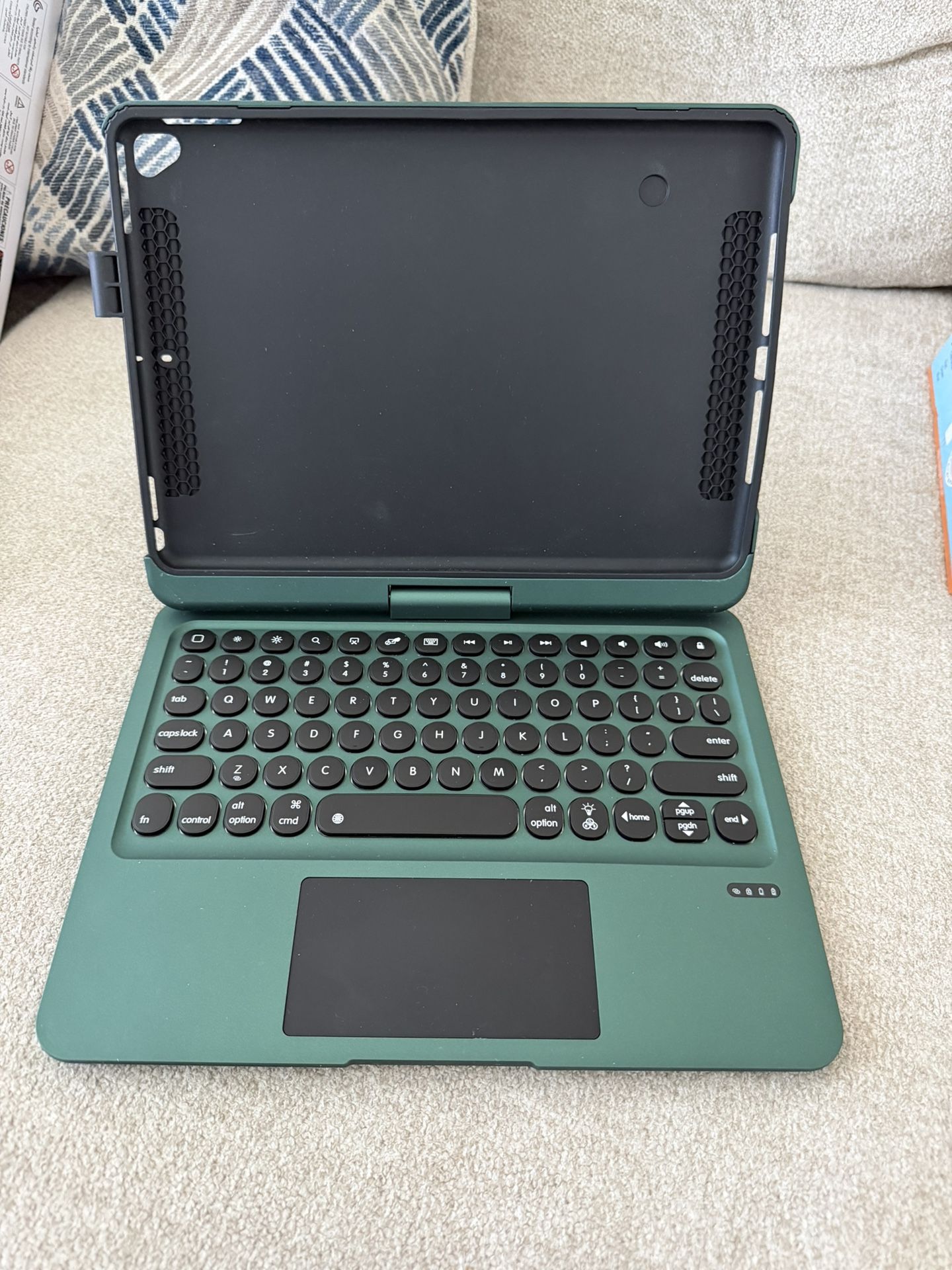 iPad 9th Generation 10.2 inch Case - Bluetooth Wireless