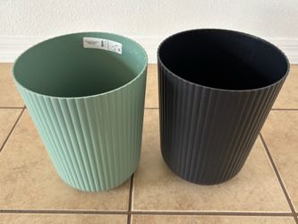 2 trash cans both for $4