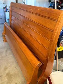King solid  wood bedroom set
