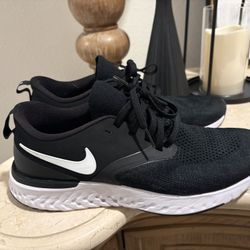 Nike Odyssey Flyknit Black & White Women's 9.5