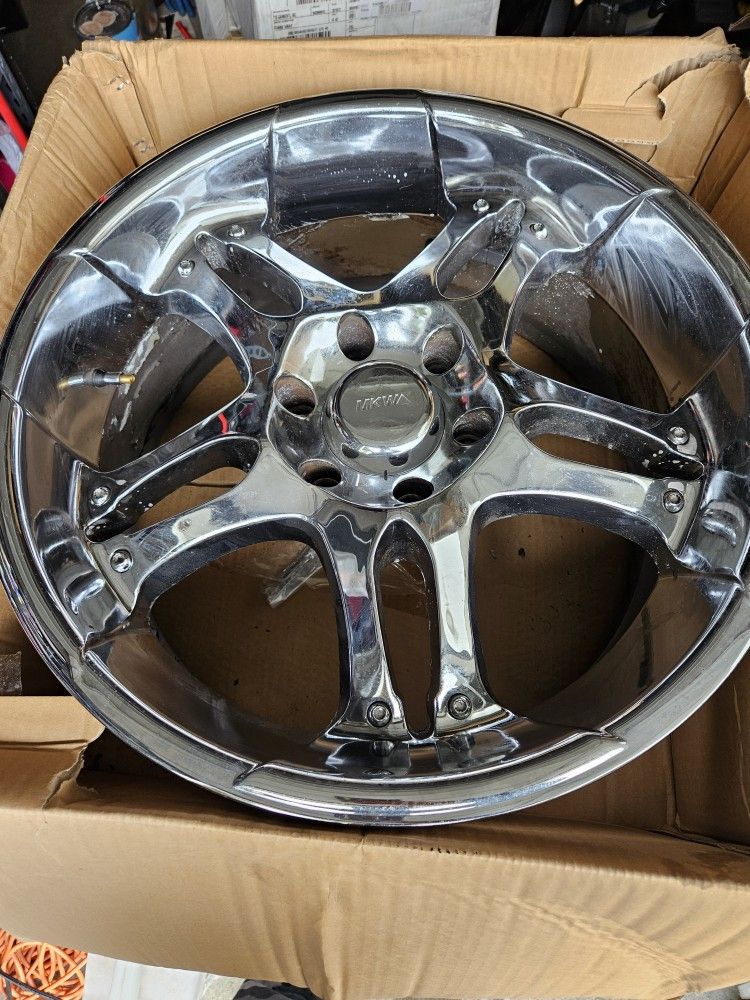 Set of 4, TRISTAR Tri-Star International MKW MK-33 rims