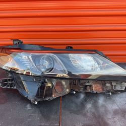 2018-2023 Toyota Camry Right Passenger LED Headlight  BLACK  Oem 