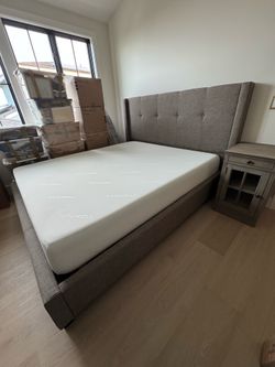 Cal King bed with Tuft & Needle Memory Foam mattress