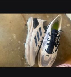 Izzy's shoes
