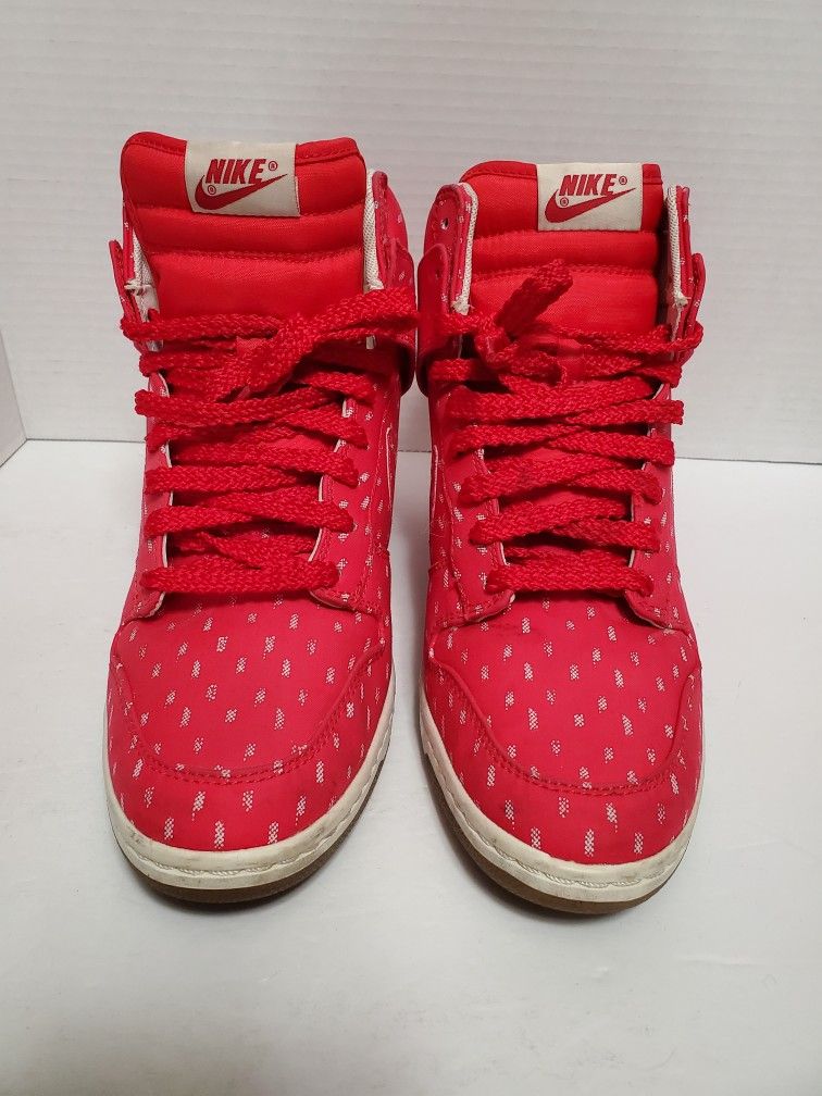 Nike Sky Hi Wedge Womens Sneaker Size 10 Red White 543255 600
