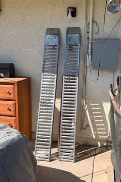 Aluminum Loading Ramps – Set of 2