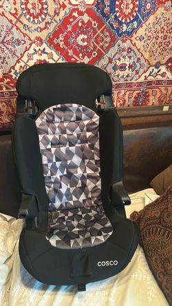 Cosco Toddler Booster Car Seat like new very clean light weight