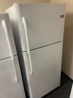 Frigidaire Top Freezer Fridge – White, clean, ready to go