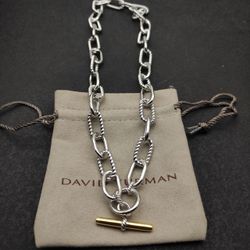 Ladies David Yurman 11mm silver diamond-studded toggle clasp necklace. Length 50cm.