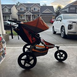 BOB Revolution SE Jogging Stroller