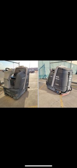 Floor Scrubber Ride-On