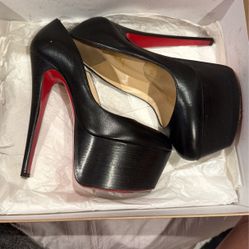 Christian Louboutin Victoria 160