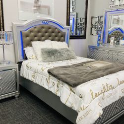 Queen 4pc Set With Mattress PAY LATER