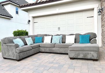 Family Sofa Sectional with Chaise