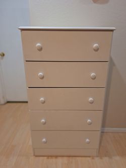 Dresser, Desk & Office Chair (ALL FREE)