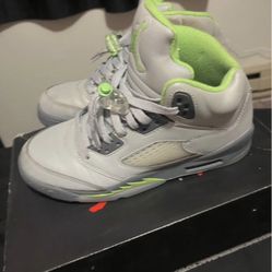 Jordan 5s Size 6y