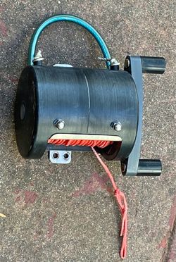 Potts Spearfishing reel with Dyneema Line.