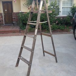 Wooden Ladder 6 Ft. Tall