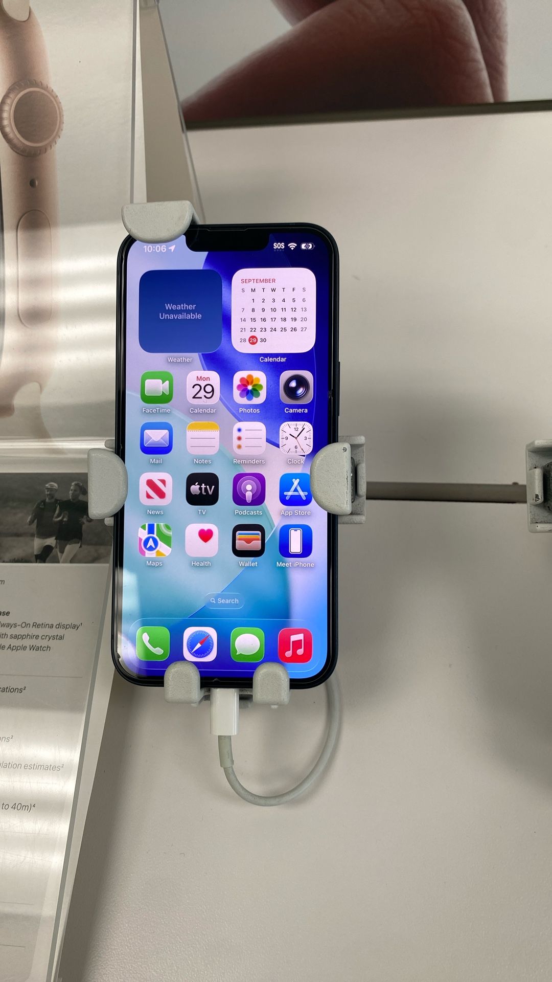 iPhone 13
