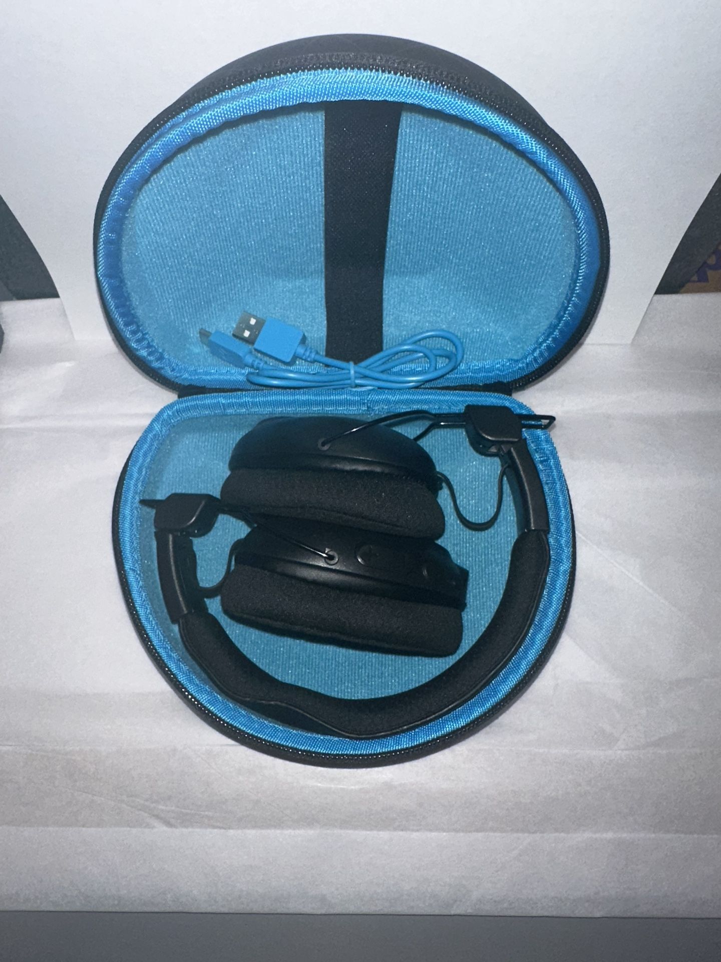 New J Lab Pro Headphones with Case