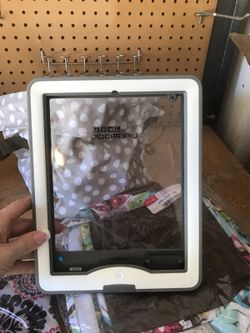 Life proof case iPad gen 1-4